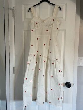 Never Fully Dressed White Strawberry Azelia Dress